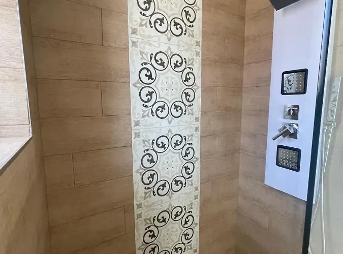 Casa Mariu بيت ضيافة 4*